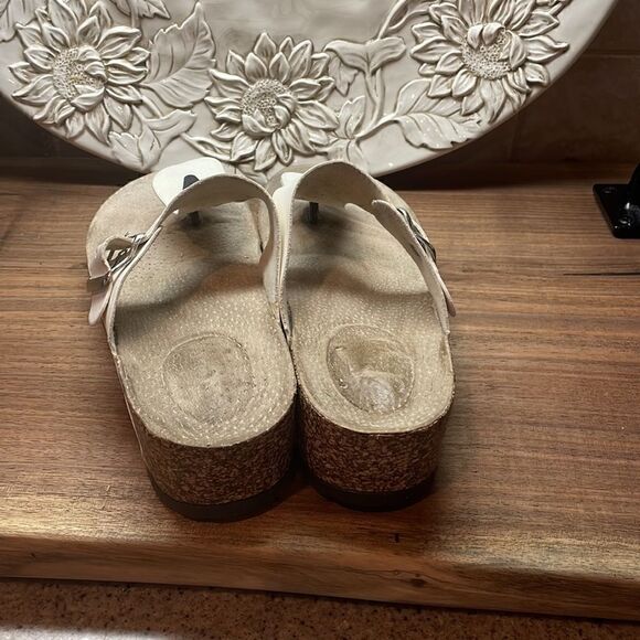 Genuine Leather Insole T-Strap Sandals - 37    🌻🌻🌻🌻 - Picture 4 of 9